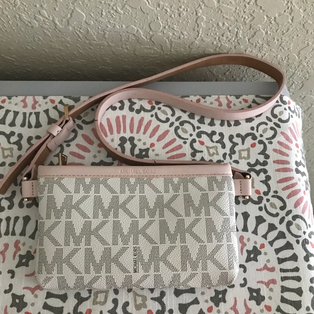 Michael Kors Fannypack